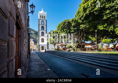 Santa Anna Kirche und Platz in Garachico, Teneriffa, Spanien am 23. November 2019 Stockfoto