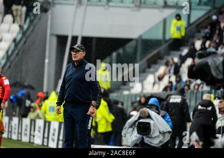 Turin, Italien. 01 Dez, 2019. Der Haupttrainer von Juventus Turin Maurizio Sarri während der Serie ein Fußballspiel zwischen FC Juventus und US Sassuolo Calcio bei Allianz Stadion am Dezember 01, 2019 in Turin, Italien. Endgültige Ergebnisse: 2-2 (Foto von Alberto Gandolfo/Pacific Press) Quelle: Pacific Press Agency/Alamy leben Nachrichten Stockfoto