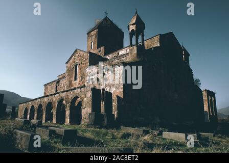 Odzun Kirche ist eine armenische Basilika gebaut um das 5. bis 7. Jahrhundert in der odzun Dorf der Provinz Lori von Armenien. Stockfoto