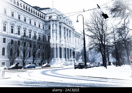 Wien/Österreich/Januar 31, 2017: Weißer Winter und Schnee in der Stadt Vienne im Dezember Stockfoto