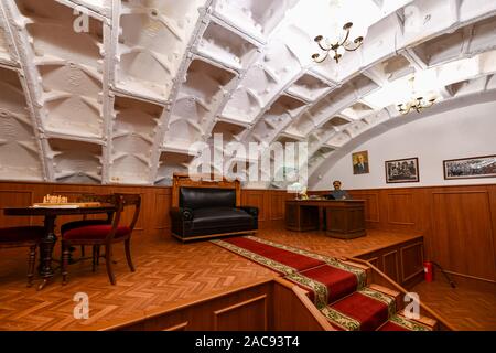 Moskau, Russland - Juli 25, 2019: Tunnel am Bunker-42, anti-nukleare U-Werk in 1956 gebaut als post-Befehl der strategischen nuklearen Streitkräfte der So Stockfoto