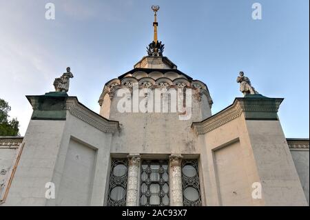 Moskau, Russland - Juli 22, 2019: Pavillon Nr. 61 an der VDNH in Moskau, Russland. Stockfoto