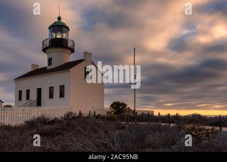 Sonnenuntergang von Lighthouse Point Loma, Cabrillo National Monument, San Diego, Kalifornien. Stockfoto