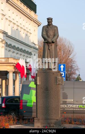 Warschau. Polen. Oktober 2019. Jozef Pilsudzki Denkmal in Warschau. Stockfoto