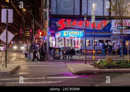 Ellens Stardust Diner, Broadway, New York City, Vereinigte Staaten von Amerika. Stockfoto