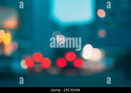 Night Street Lights Out des Fokus Bokeh Hintergrund Zusammenfassung Hintergrund. Stockfoto