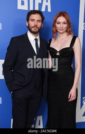 Sam Claflin und Eleanor Tomlinson in der Presse Zimmer in der 22. British Independent Film Awards gehalten an Old Billingsgate, London. Stockfoto