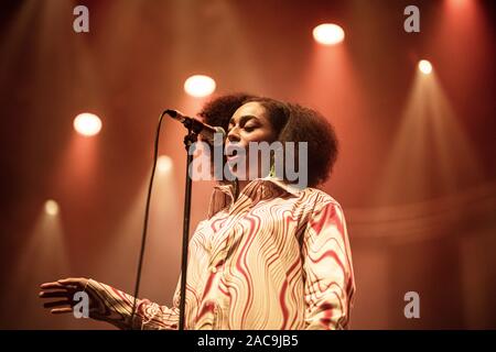 Kopenhagen, Dänemark. 29., November 2019. Die amerikanisch-britischen Soul Sänger und Songwriter Celeste führt ein Live Konzert KB Hallen in Kopenhagen. (Foto: Gonzales Foto - Peter Troest). Stockfoto