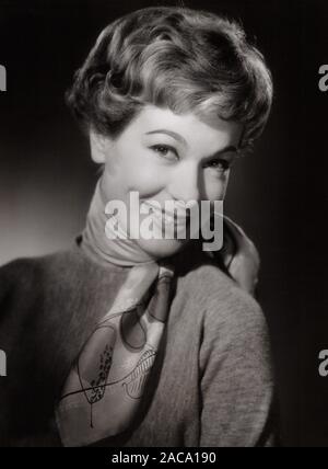 Eva Maria Meineke, deutsche Bühnen- und Filmschauspielerin, Deutschland um 1956. Deutsche Theater und Film Schauspielerin Eva Maria Meineke, Deutschland um 1956. Stockfoto