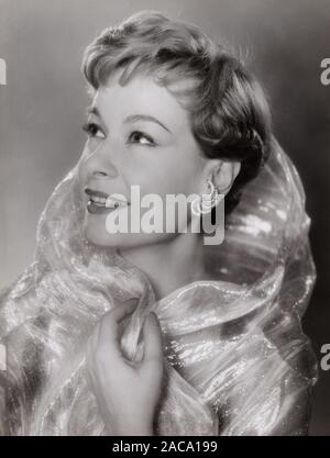 Eva Maria Meineke, deutsche Bühnen- und Filmschauspielerin, Deutschland um 1956. Deutsche Theater und Film Schauspielerin Eva Maria Meineke, Deutschland um 1956. Stockfoto