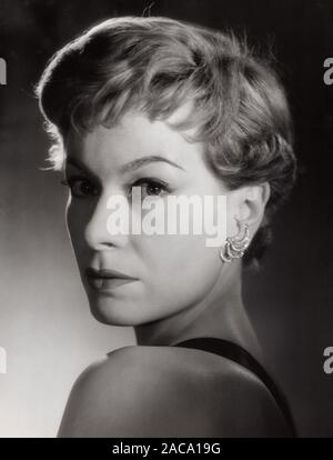 Eva Maria Meineke, deutsche Bühnen- und Filmschauspielerin, Deutschland um 1956. Deutsche Theater und Film Schauspielerin Eva Maria Meineke, Deutschland um 1956. Stockfoto