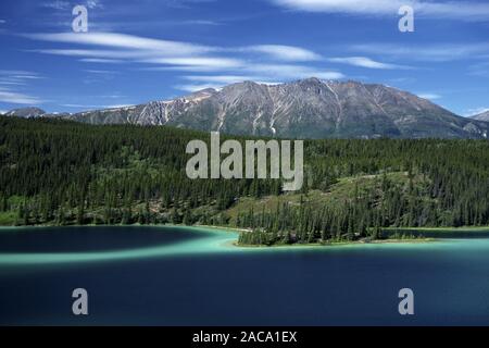 Emerald Lake, Lake, sehen, Berge, Gebirge, Gebirgslandschaft, Berglandschaft, Yukon, Kanada, Kanada, Nord ame Stockfoto