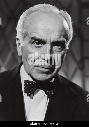 Walter Rilla, deutscher N. und N. im Spielfilm "Das Testament des Dr. Mabuse", Deutschand 1962. Deutsche Schauspieler und Autor Walter Rilla im Film 'Das Testament des Dr. Mabuse", Deutschland 1962. Stockfoto