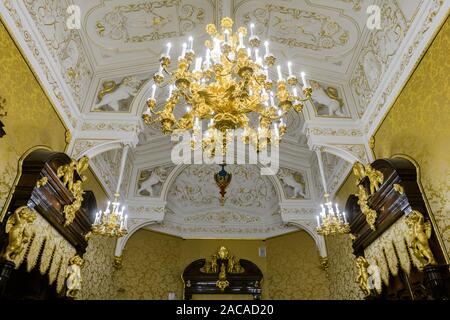 Sankt Petersburg, Russland - 22. November 2019. Innenräume der Fabergé Museum in St. Petersburg, Russland im schuwalow Palast von Sankt-petersburg. Stockfoto