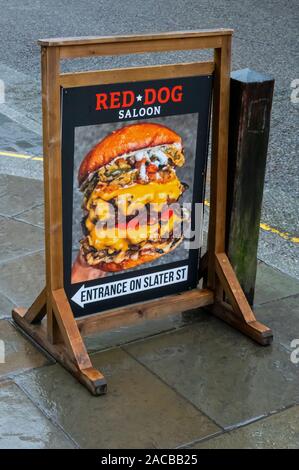 Red Dog Saloon Straßenschild in Liverpool Stockfoto