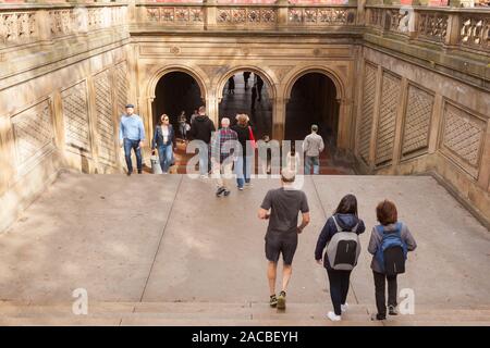Die Fußgängerunterführung in Bethesda Terrasse, Central Park, New York City. Stockfoto