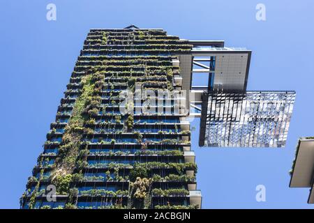 Allgemeine Ansichten mit einem zentralen Park, um Chippendale Grün, Sydney gebaut wird. Das Gebäude selbst wurde vom award-winning Pariser arc Stockfoto