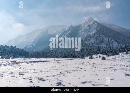 Winter in der FLATIRONS von Boulder, Colorado Stockfoto