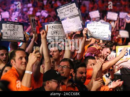 Rotterdam, Niederlande. 02 Dez, 2019. ROTTERDAM, Premier League Darts Ahoi, Anhänger der Credit: Pro Schüsse/Alamy leben Nachrichten Stockfoto