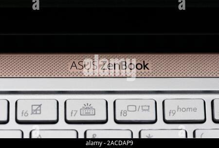 Marke neue Asus ZenBook Laptop Computer. Stockfoto