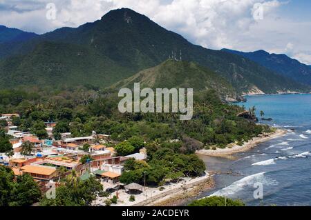 Landschaft von Choroni Aussichtspunkt in Falcon, in Venezuela - Henri Pittier Nationalpark, in Venezuela. Es stellt einen großen touristischen Interesse, durch Bein Stockfoto