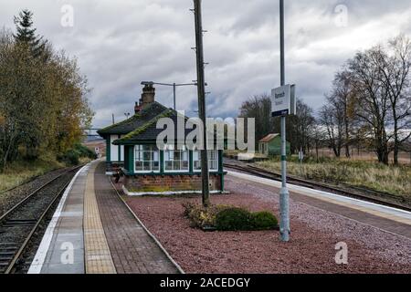 Rannoch, Schottland - Nov 4, 2019: Leere Bahnhof Ronnoch in den schottischen Highlands Stockfoto