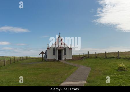 Die italienischen Kapelle in Orkney, von italienischen Kriegsgefangenen gebaut Stockfoto