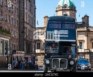 Ghostbusters Touren schwarz London Bus, den Damm, Edinburgh, Schottland, Großbritannien Stockfoto