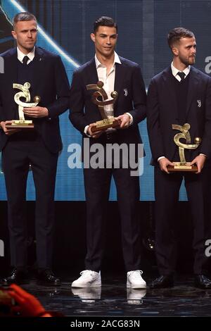 Mailand, Italien. 02 Dez, 2019. Mailand, Preisverleihung für die besten Fußball-Spieler der Saison 2018/19 erie A' - Cristiano Ronaldo Credit: Unabhängige Fotoagentur/Alamy leben Nachrichten Stockfoto