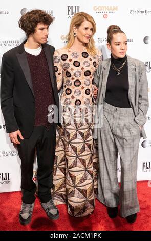 New York, NY - Dezember 2, 2019: Jaya Harper, Laura Dern und Ellery Harper das IFP 29. jährliche Gotham Independent Film Awards, die Cipriani Wall Street teilnehmen Stockfoto