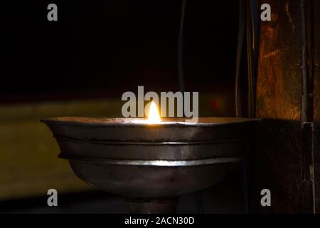 Öl lampe in einem tibetischen Kloster in Ladakh Stockfoto
