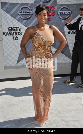 LOS ANGELES, Ca. Juni 26, 2016: Sänger Fantasia Barrino an den 2016 BET Awards auf der Microsoft Theater LA Live. © 2016 Paul Smith/Featureflash Stockfoto