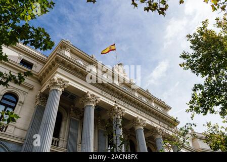 Madrid, Spanien - 1. November 2019: Die Börse von Madrid Gebäude, es ist Bolsa de Madrid Stockfoto