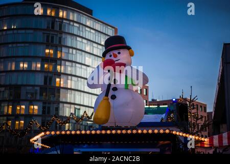 aufblasbarer Schneemann Stockfoto