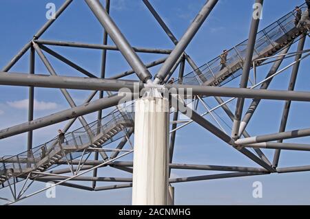 Tetraeder auf die Halde Beckstrasse, Emscher Landschaftspark, der industriellen Kultur, dump in Bottrop, Ruhrgebiet, Metropole Ruhr, noch Stockfoto