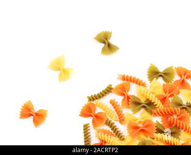 verschiedene Nudeln in drei Farben. Stockfoto