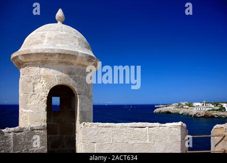 Das Schloss von Saint Nicholas, im Admiral Farragut Park, Parc De La Ciutadella Stadt, Insel Menorca, Balearen, Spanien, Europa Stockfoto