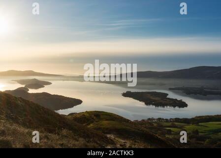 Ben Lomond unter einer Decke aus Neuschnee Stockfoto