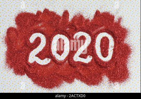 Neues Jahr rot-Glitter Hintergrund mit 2020 Stockfoto