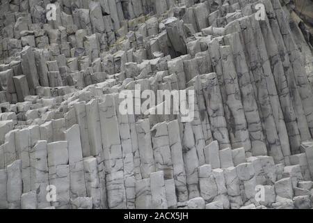 Reynisdrangar Basalt Stapel Icland Stockfoto