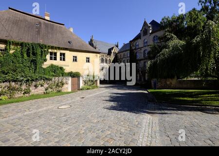 Kloster Schulpforte Schulpforte mit Kloster Garten in der Nähe von Naumburg auf der Straße der Romanik, Burgenlandkreis, Sachsen-Anhalt, G Stockfoto