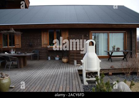Eine traditionelle isländische interrier aus natürlichen Materialien in der Natur. Stockfoto