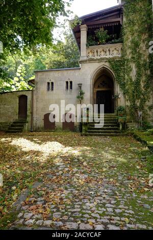 Kloster Schulpforte Schulpforte mit Kloster Garten in der Nähe von Naumburg auf der Straße der Romanik, Burgenlandkreis, Sachsen-Anhalt, G Stockfoto