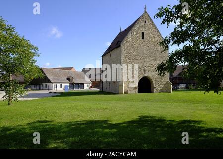 Kloster Schulpforte Schulpforte mit Kloster Garten in der Nähe von Naumburg auf der Straße der Romanik, Burgenlandkreis, Sachsen-Anhalt, G Stockfoto