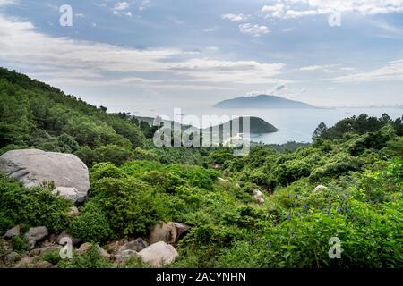 Schöne Aussicht von Hai Van Pass - das ist der schönste Berg in Vietnam. Zwischen Danang, Hue in Vietnam Stockfoto