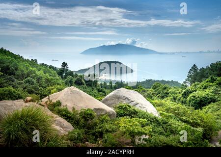 Schöne Aussicht von Hai Van Pass - das ist der schönste Berg in Vietnam. Zwischen Danang, Hue in Vietnam Stockfoto