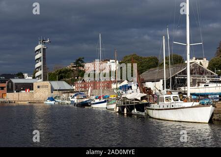 Exeter Canal Basin, Cafe, den Kanal, die Stadt, Commercial Dock, Devon, Devon, Trinken, England, Europa, Exeter - England, geografische Standorte, Stockfoto