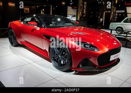 Brüssel - Jan 18, 2019: Aston Martin DBS Superleggera Sportwagen auf dem Brüsseler Autosalon 2019 Motor Show präsentiert. Stockfoto