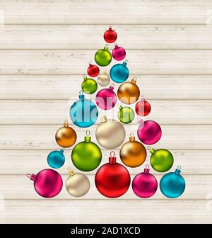 Weihnachtsbaum mit bunten Kugeln auf hölzernen Hintergrund gemacht Stockfoto