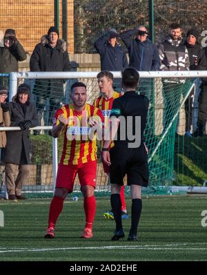 Glasgow, Schottland, Großbritannien. 30. November 2019: Der schottische Junioren 4. Runde Schale Riegel zwischen Rossvale Junioren F.C. und Auchinleck Talbot FC. Stockfoto